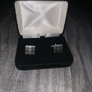 Cuff links